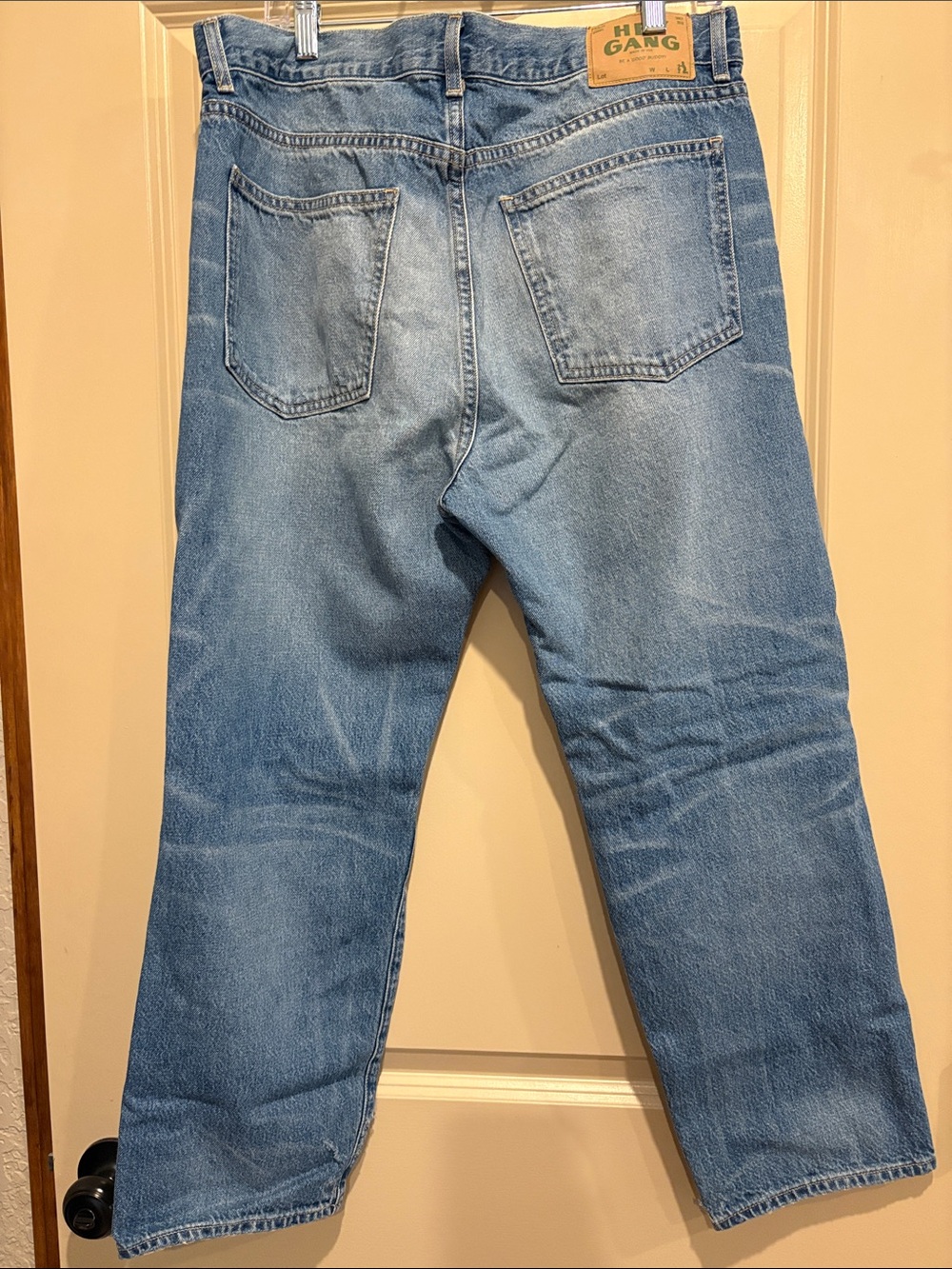 Hey Gang Relaxed Boyfriend Jeans in Light Blue Wash - Picture 5 of 5